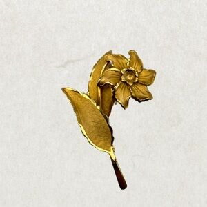 Vintage Bond Boyd Gold-Filled Floral Brooch
